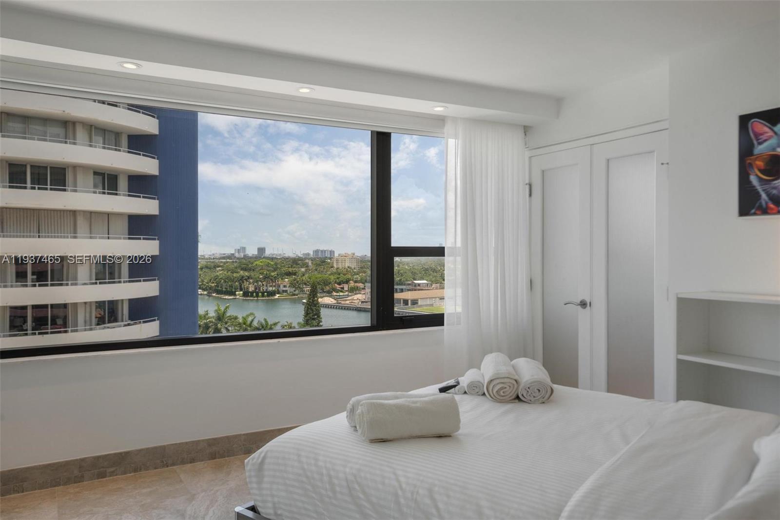 5225 Collins Ave # 1221