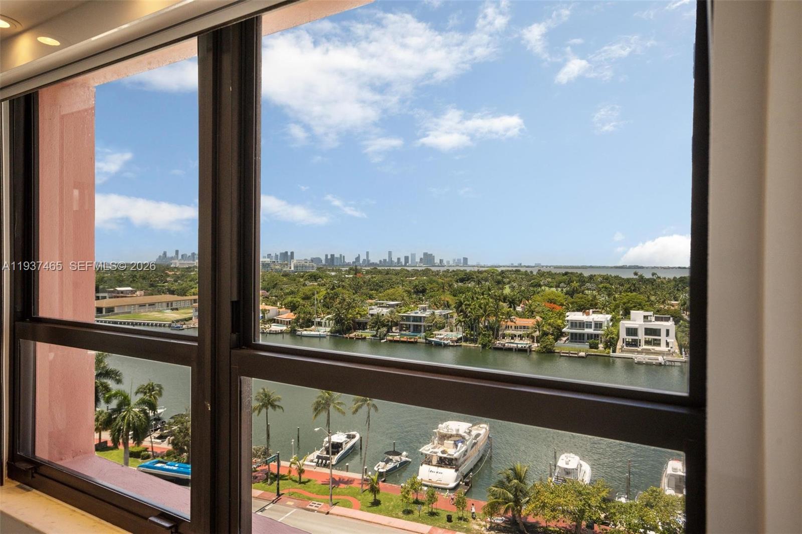 5225 Collins Ave # 1221