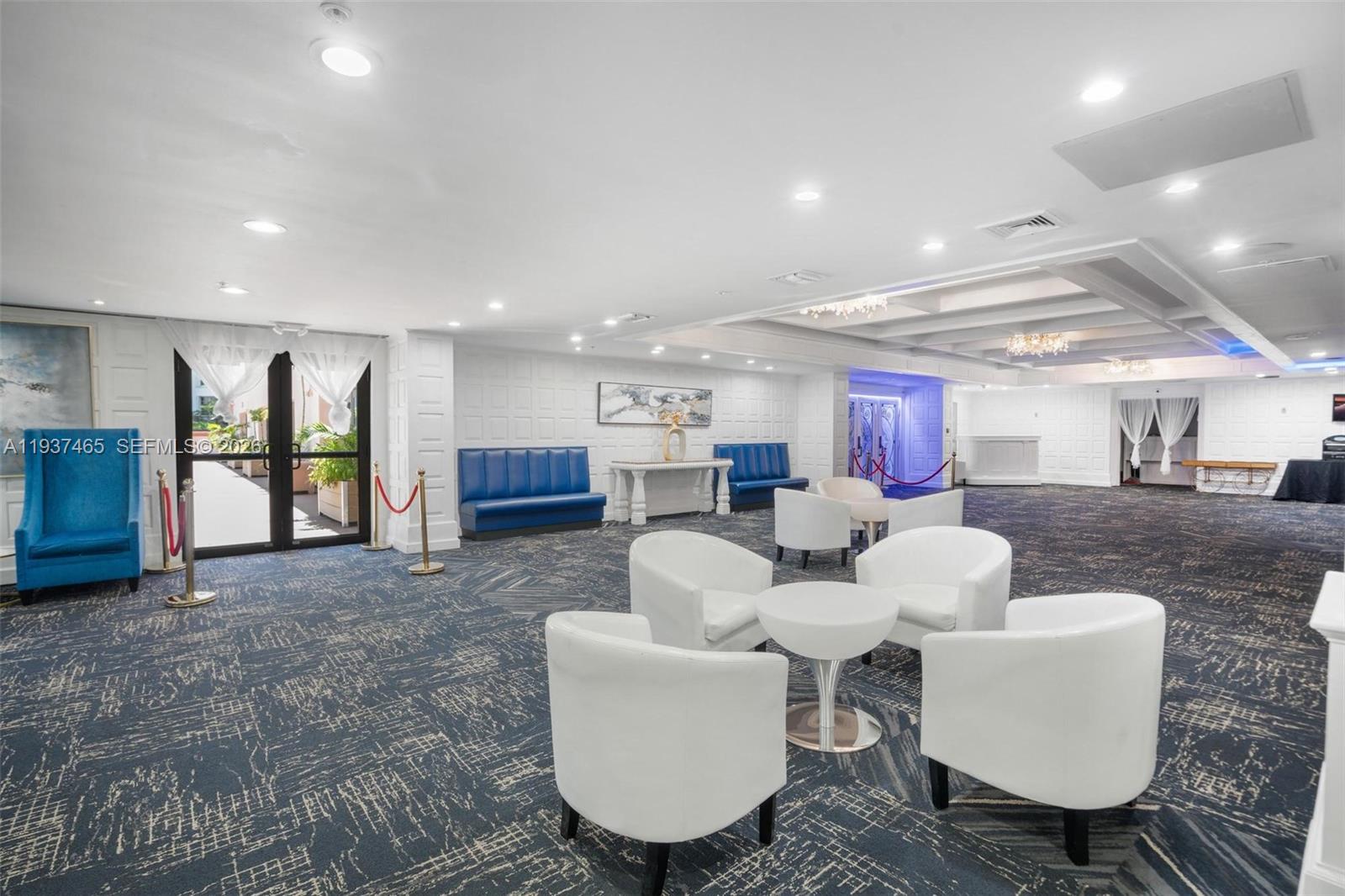 5225 Collins Ave # 1221