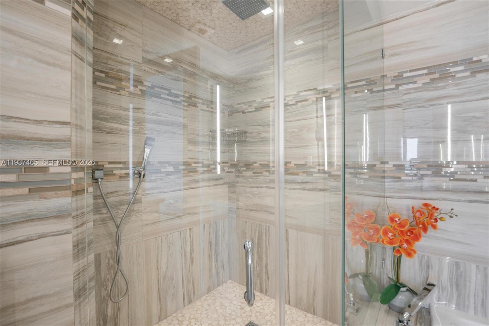 5225 Collins Ave # 1221