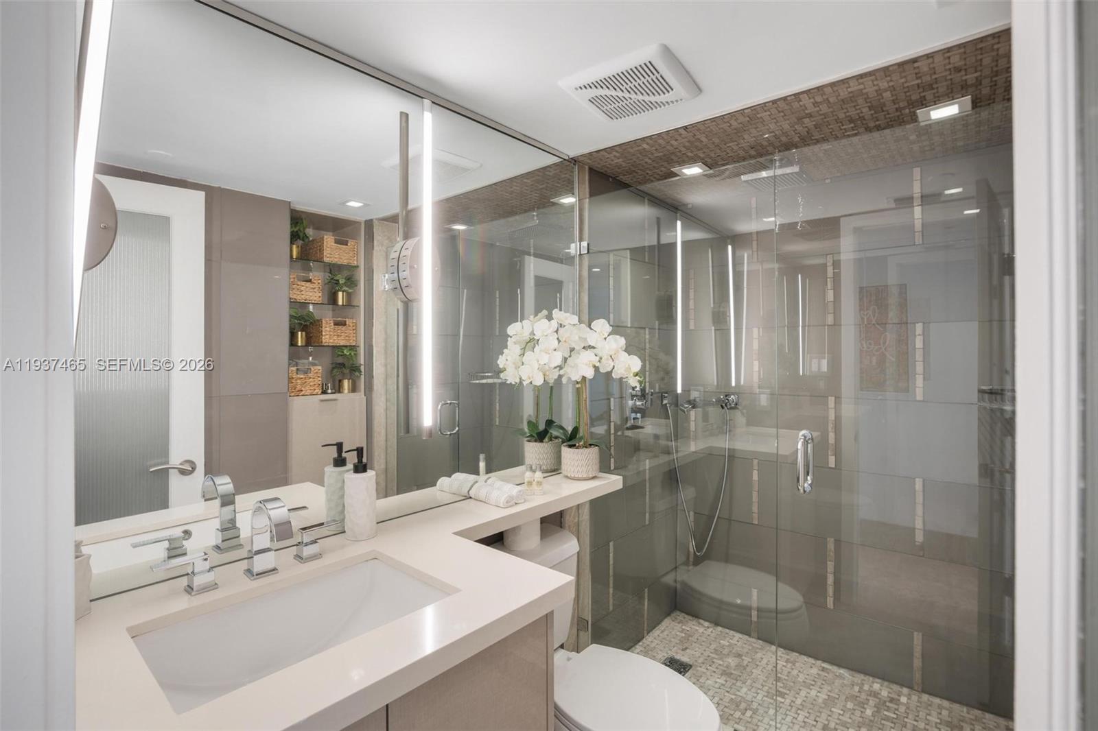 5225 Collins Ave # 1221