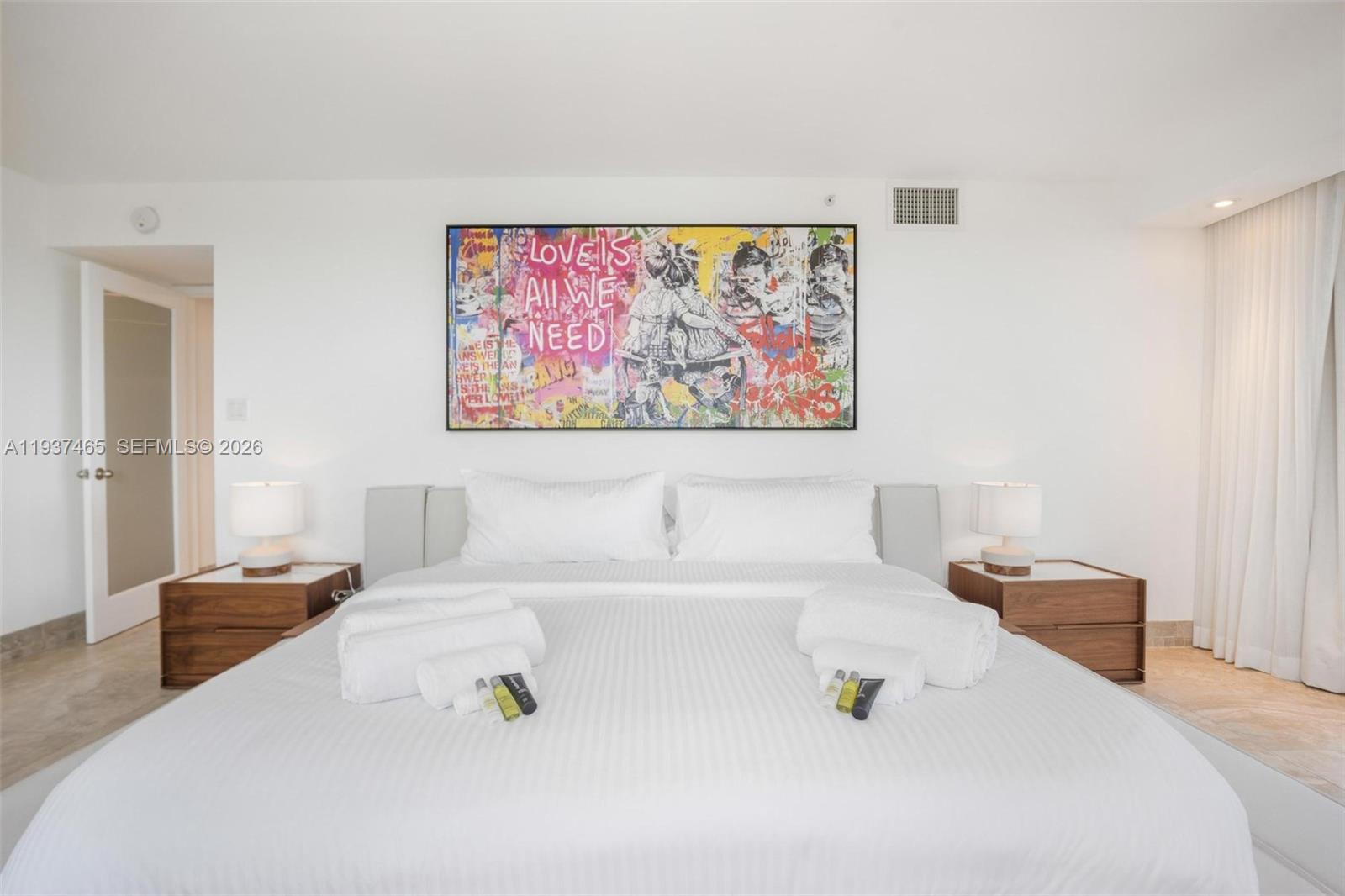 5225 Collins Ave # 1221