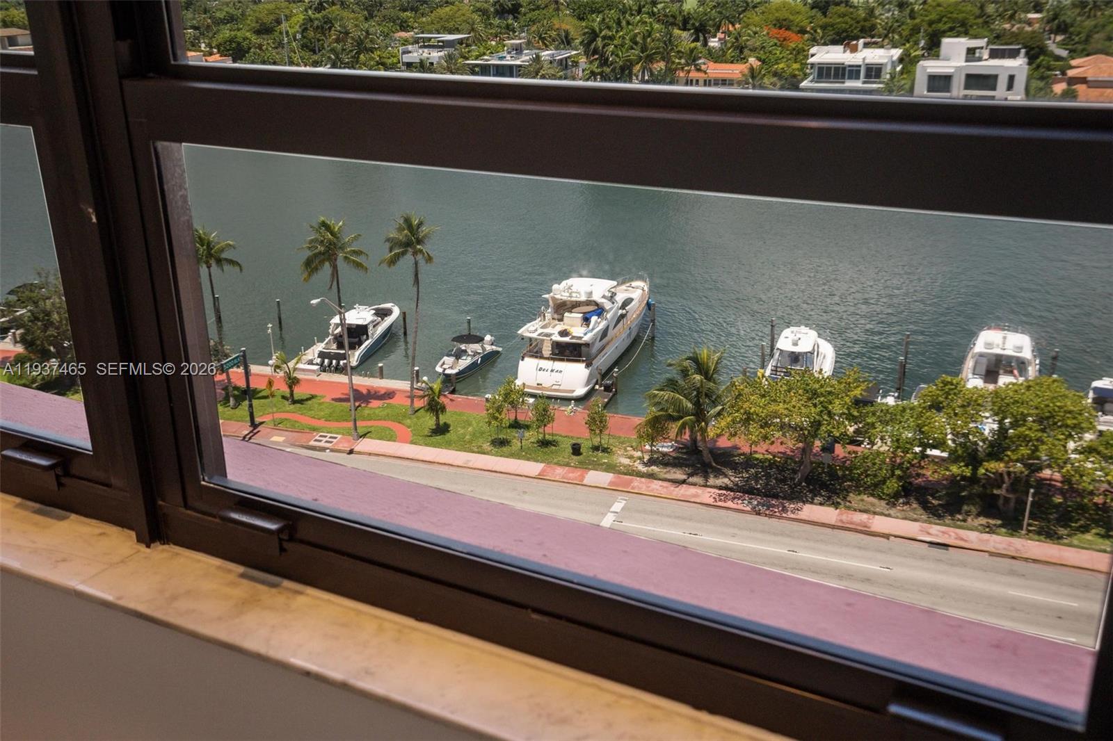 5225 Collins Ave # 1221