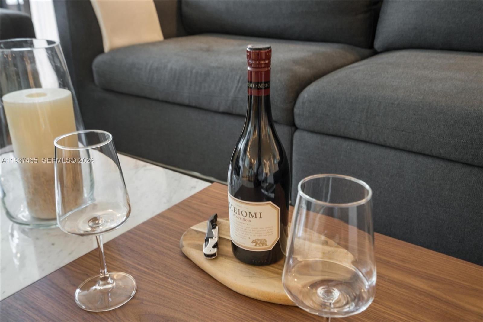 5225 Collins Ave # 1221