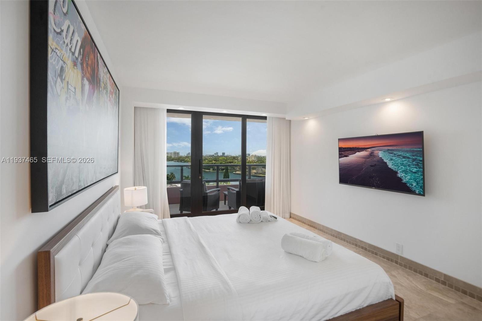 5225 Collins Ave # 1221