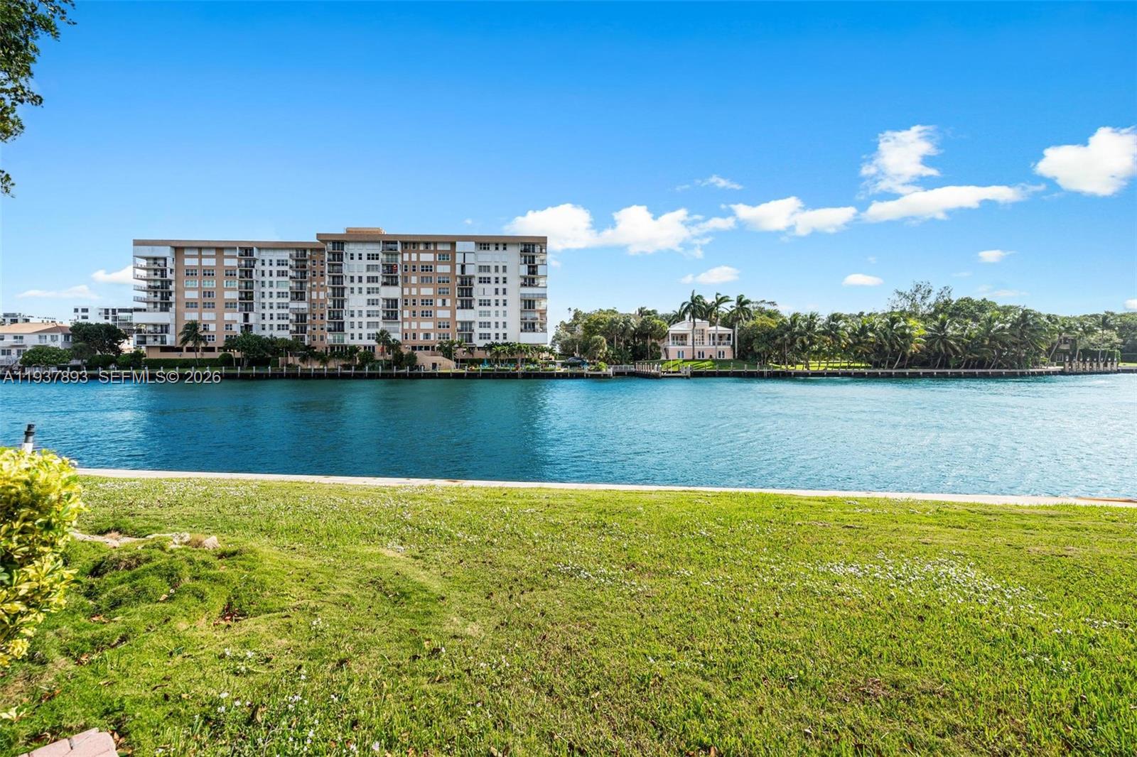3150 NE 48th Ct # 107