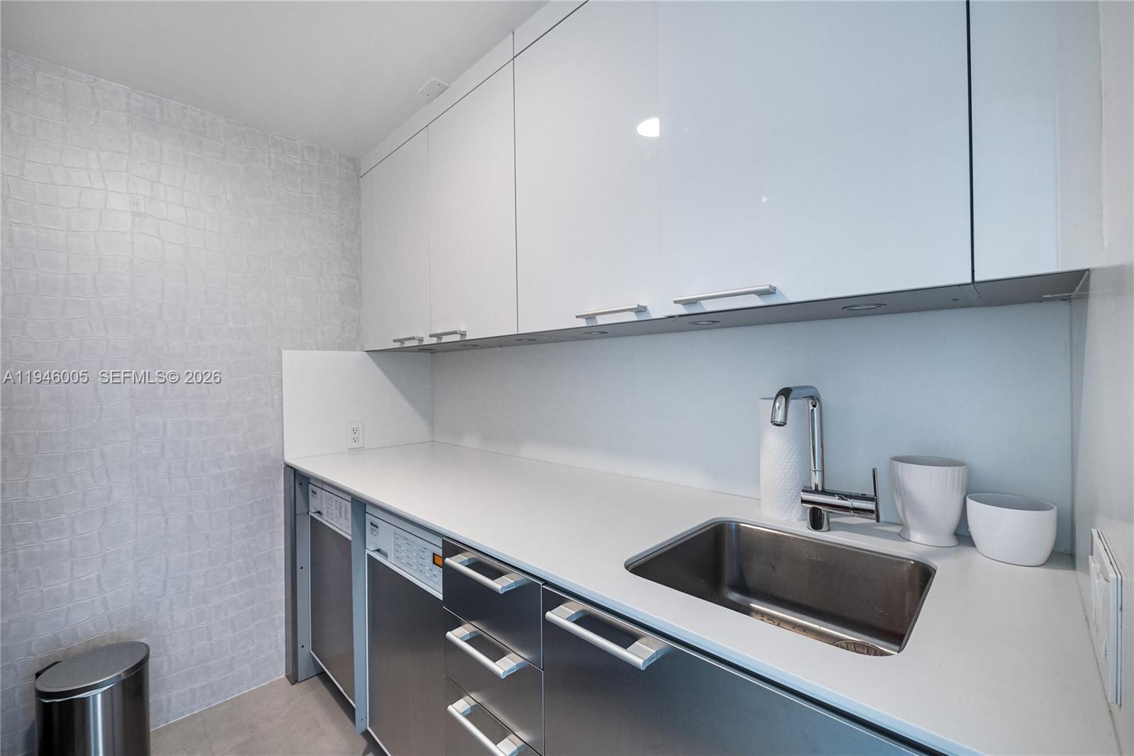 6799 Collins Ave Unit: LPH01 & LPH02