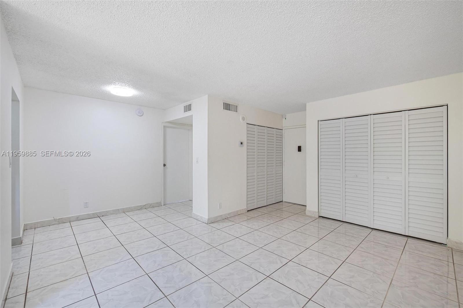 16909 N Bay Rd # 305