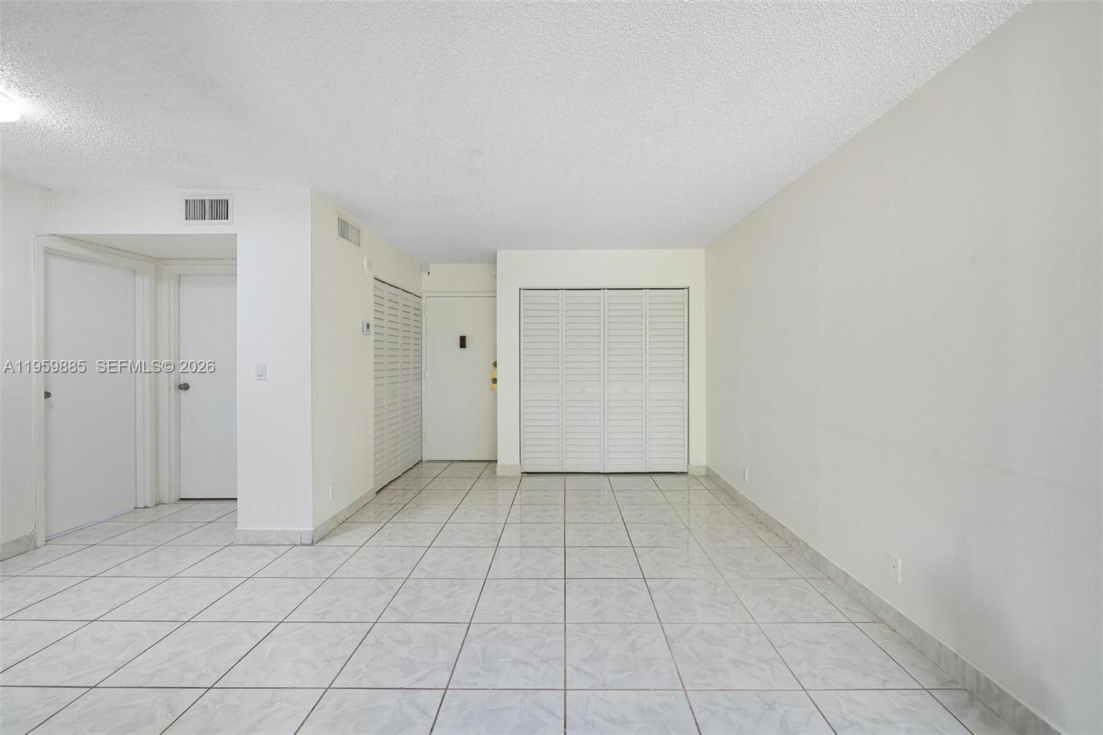 16909 N Bay Rd # 305