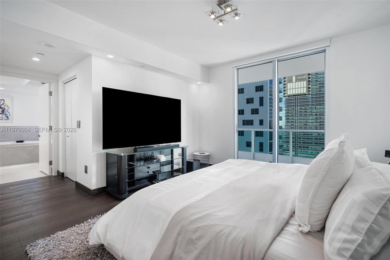 1331 Brickell Bay Dr # 2402