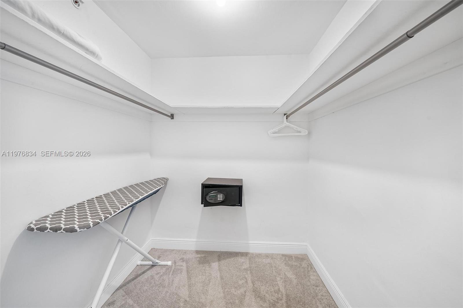 5101 Collins Ave # 11L