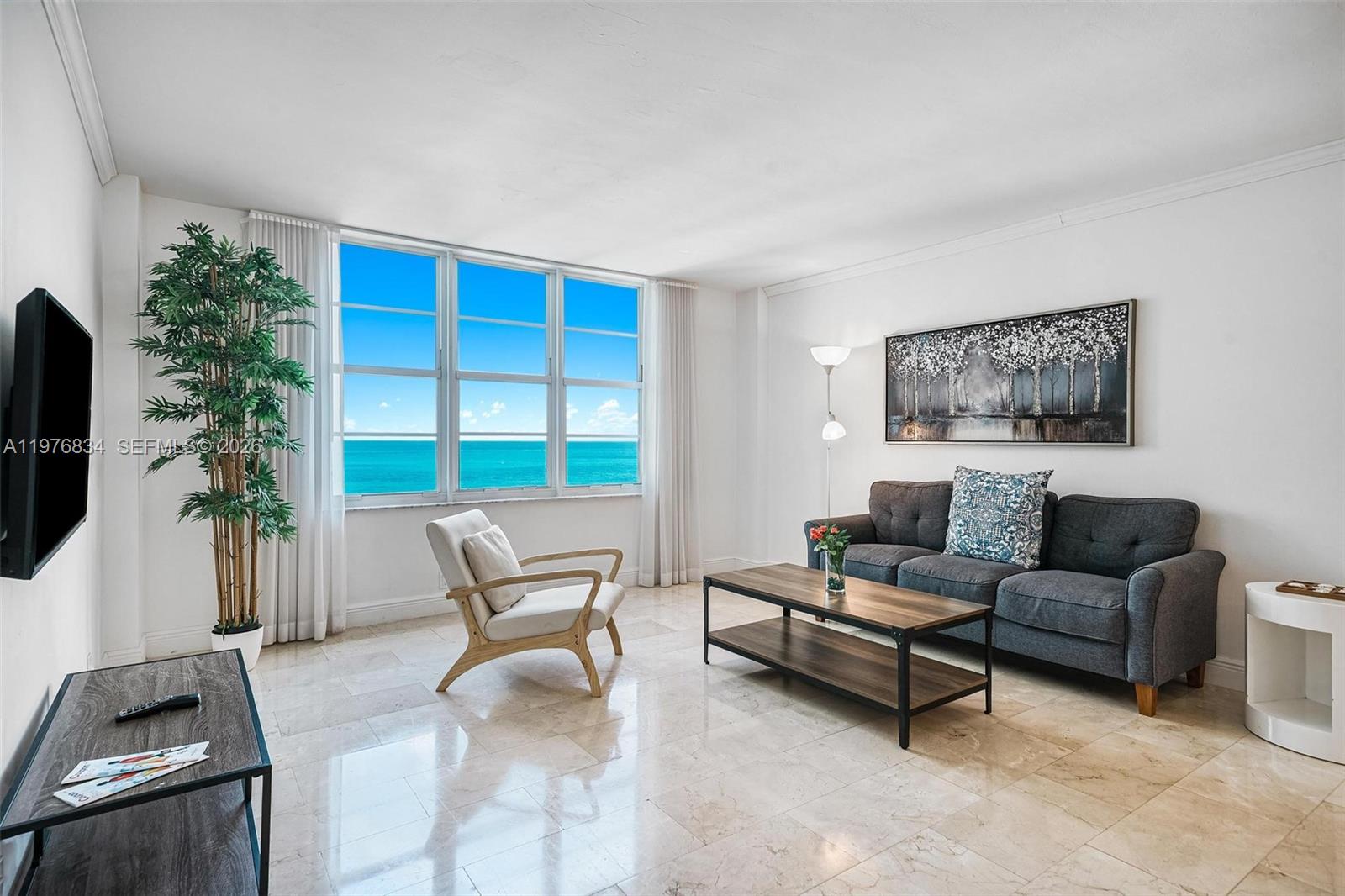 5101 Collins Ave # 11L