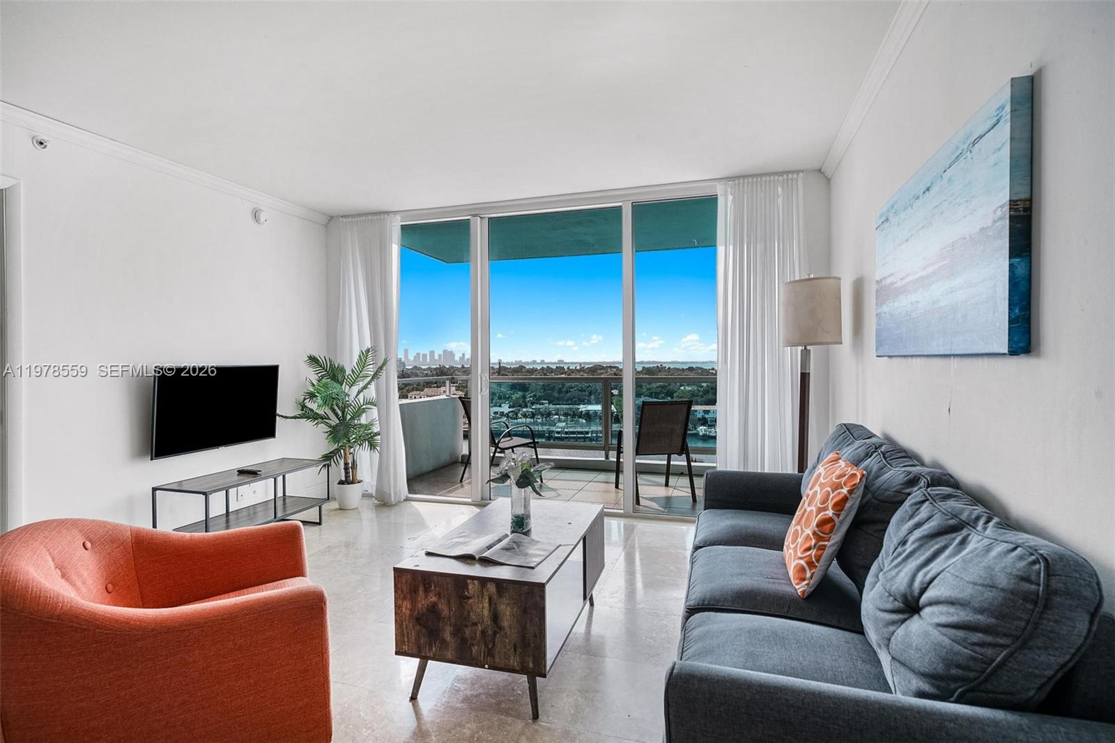 5101 Collins Ave # 11T