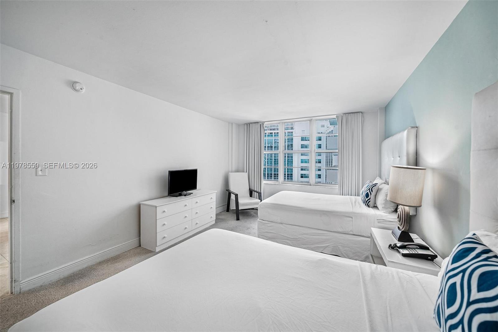 5101 Collins Ave # 11T