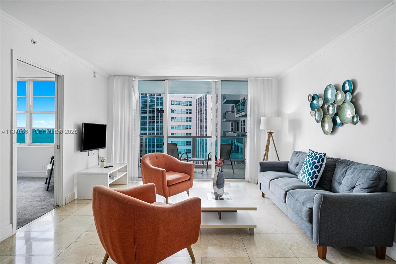 5101 Collins Ave # 11K