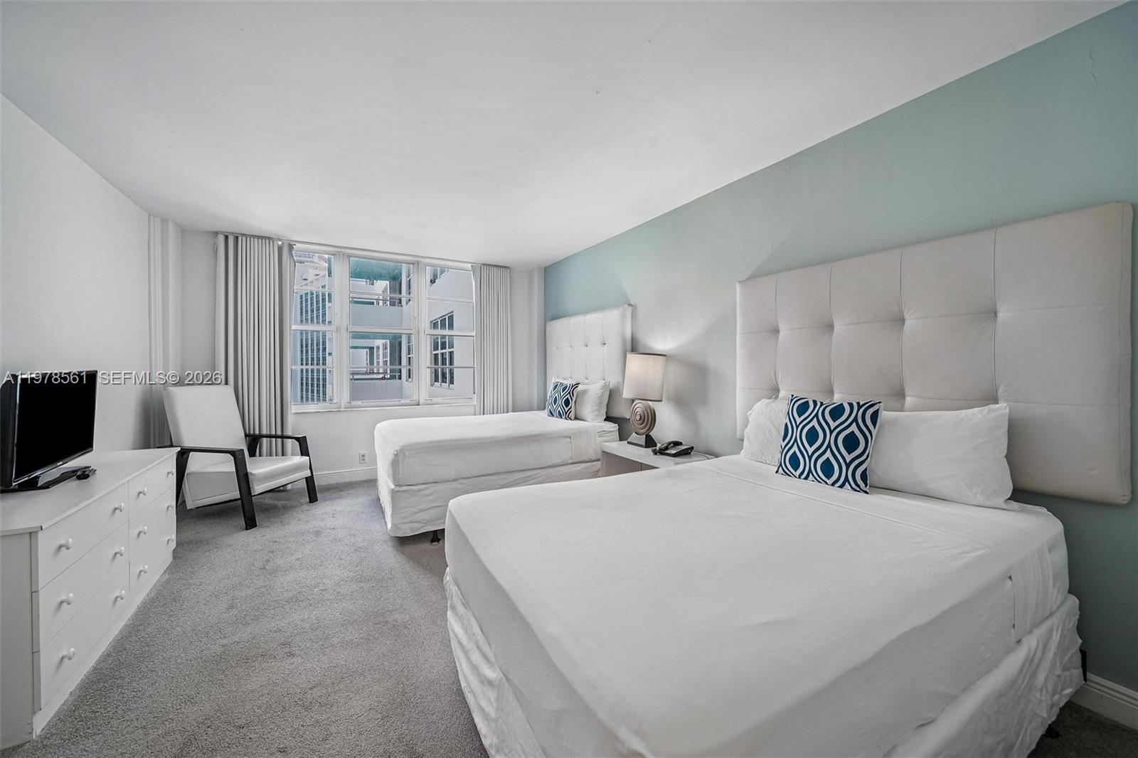5101 Collins Ave # 11K