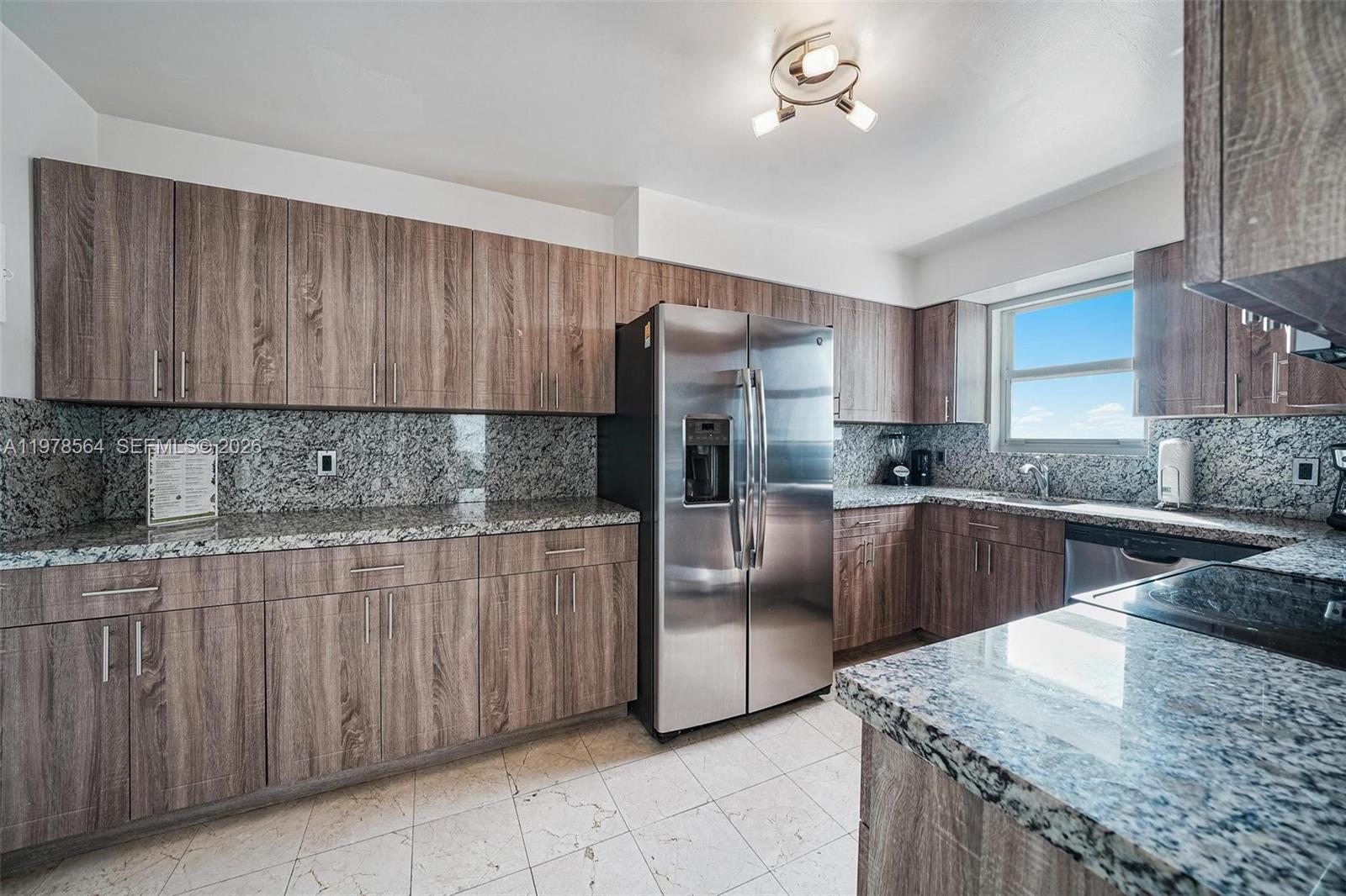 5101 Collins Ave # 11B