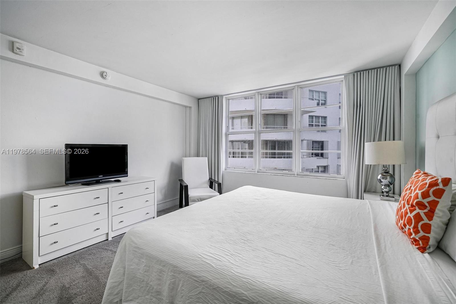 5101 Collins Ave # 11B