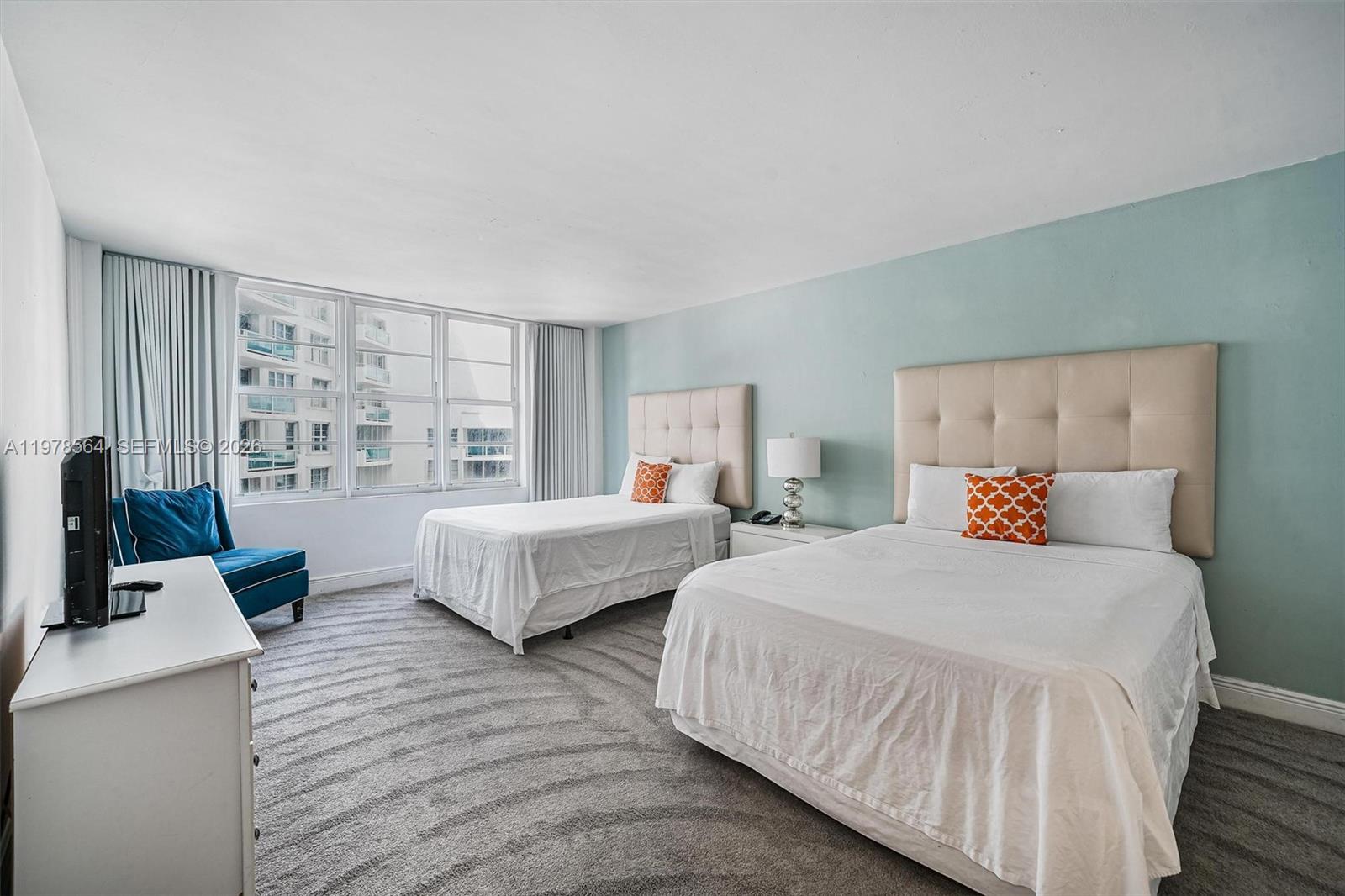 5101 Collins Ave # 11B