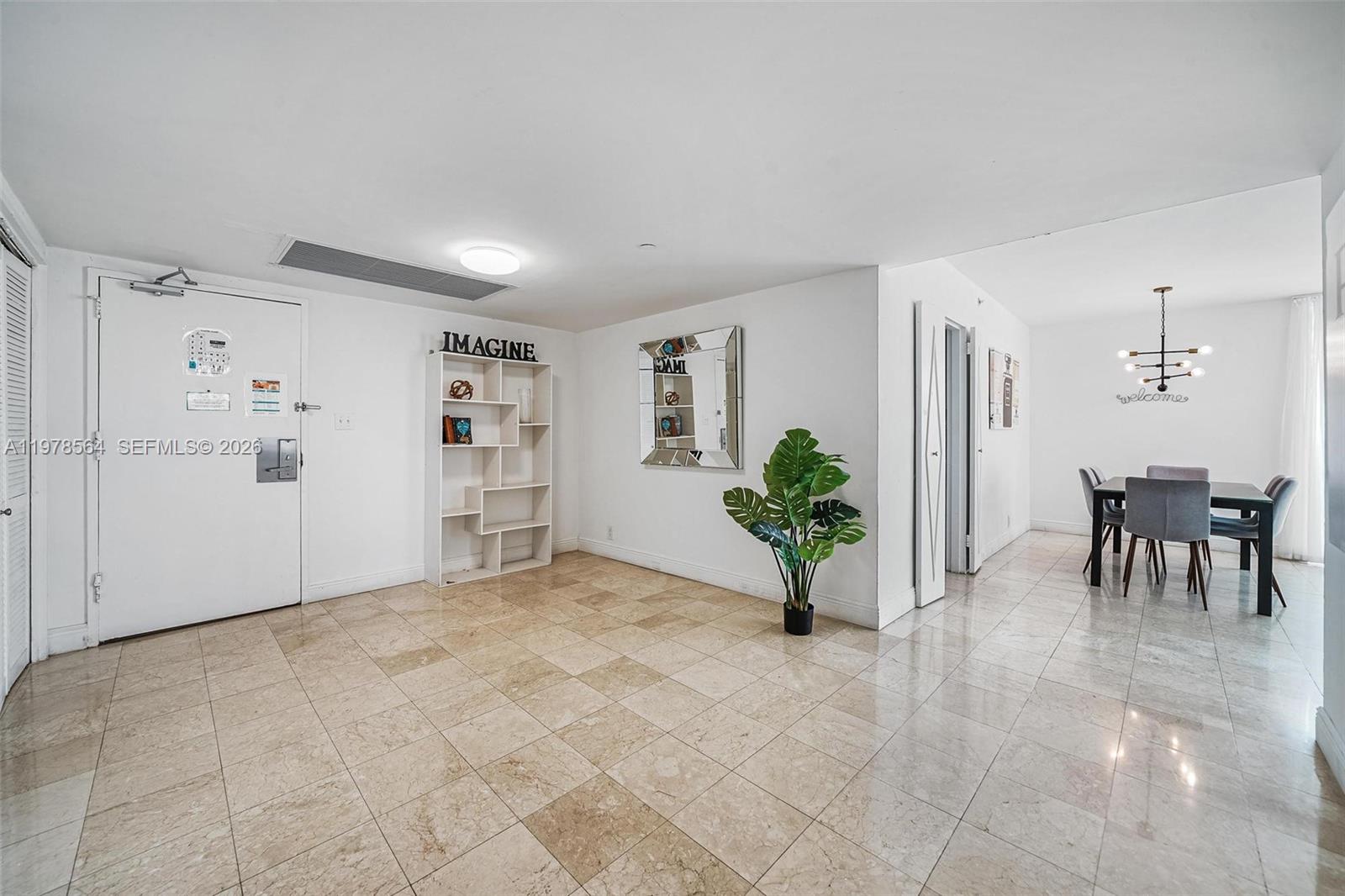 5101 Collins Ave # 11B