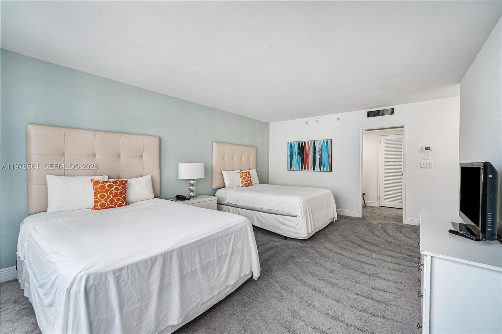 5101 Collins Ave # 11B
