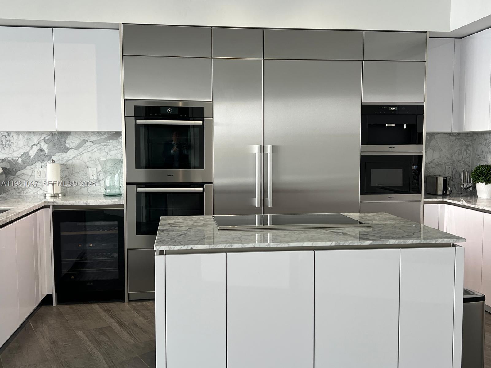 5500 Island Estates Dr # 504