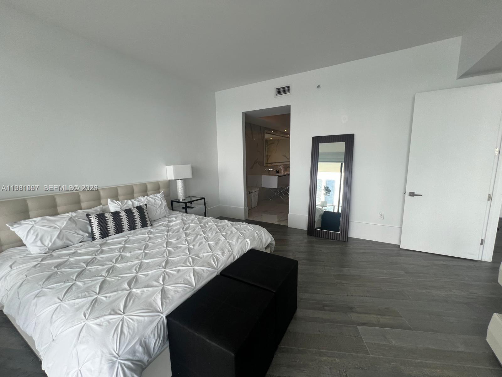5500 Island Estates Dr # 504