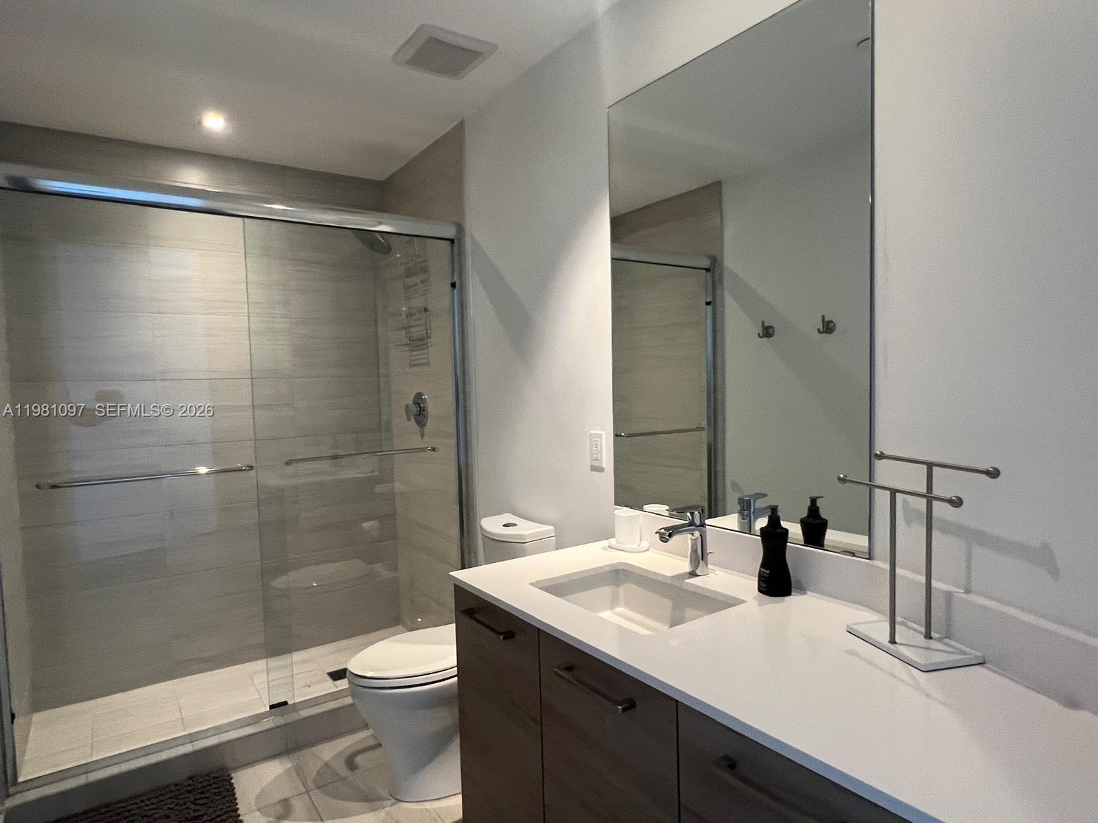 5500 Island Estates Dr # 504