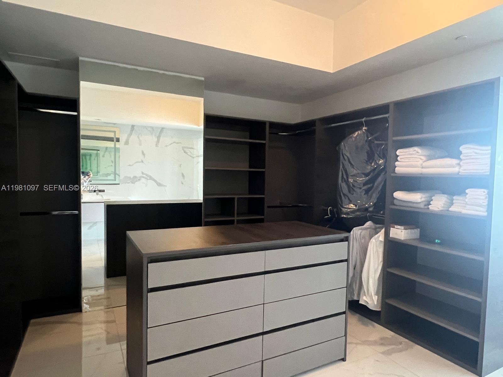 5500 Island Estates Dr # 504