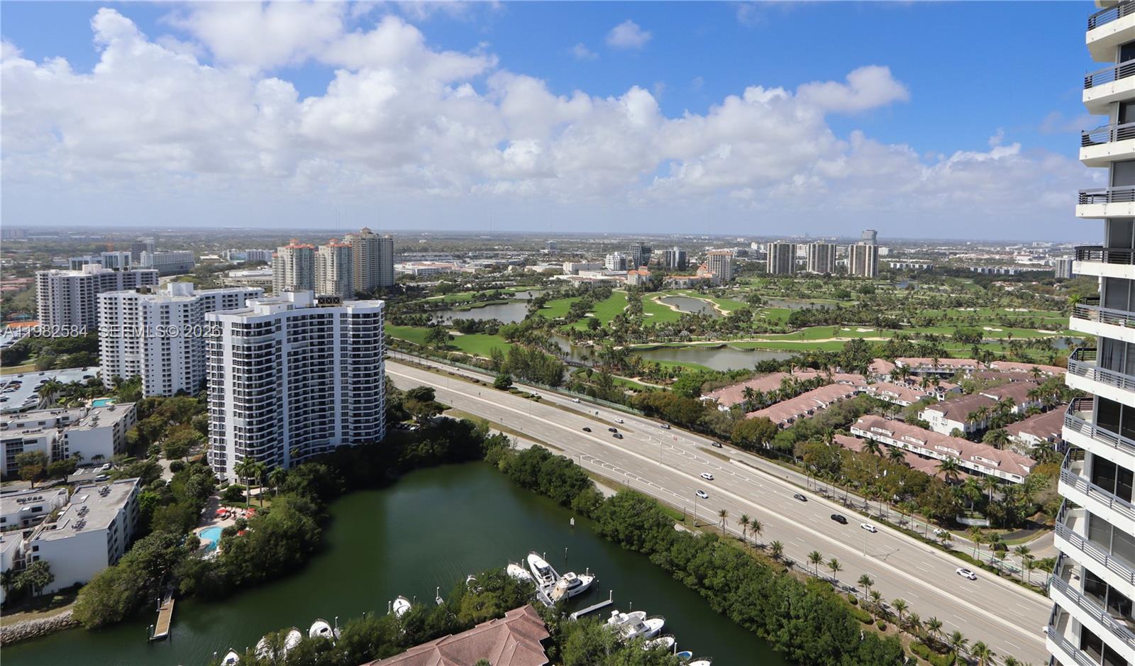 3500 Mystic Pointe Dr # 3701