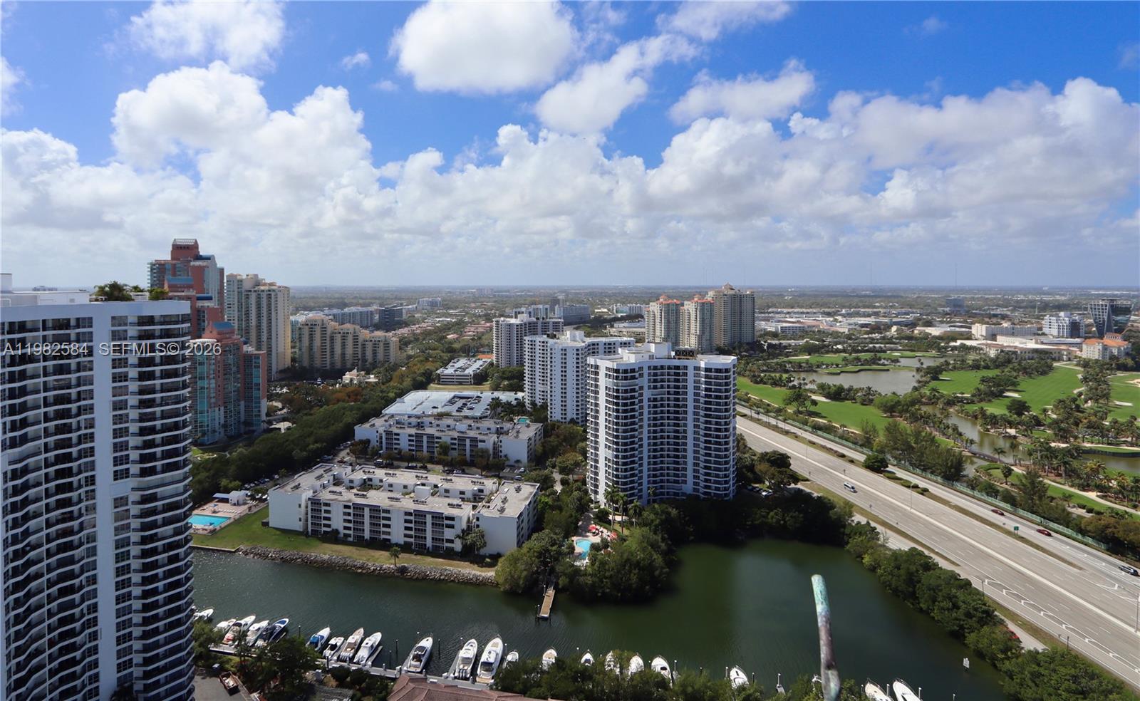 3500 Mystic Pointe Dr # 3701