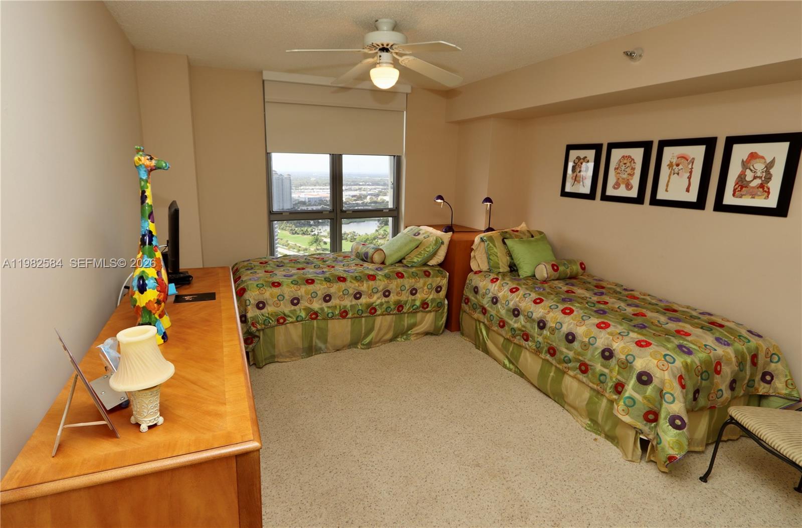 3500 Mystic Pointe Dr # 3701