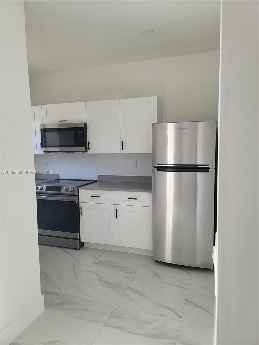 1975 NW 24th Ct