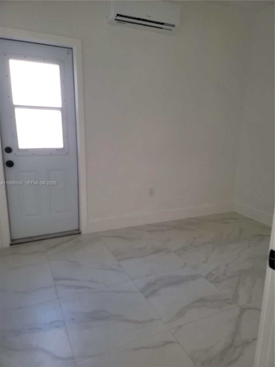 1975 NW 24th Ct