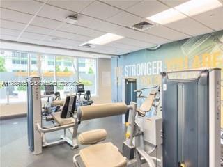 1750 N Bayshore # 2001