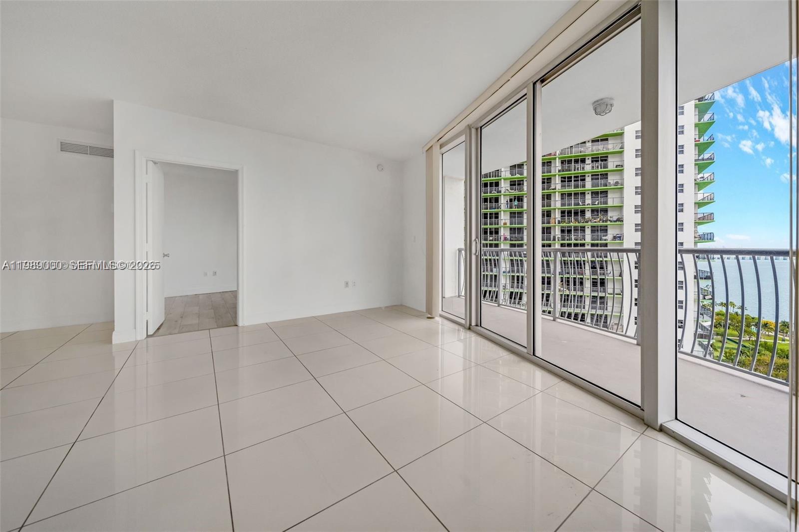 1750 N Bayshore # 2001