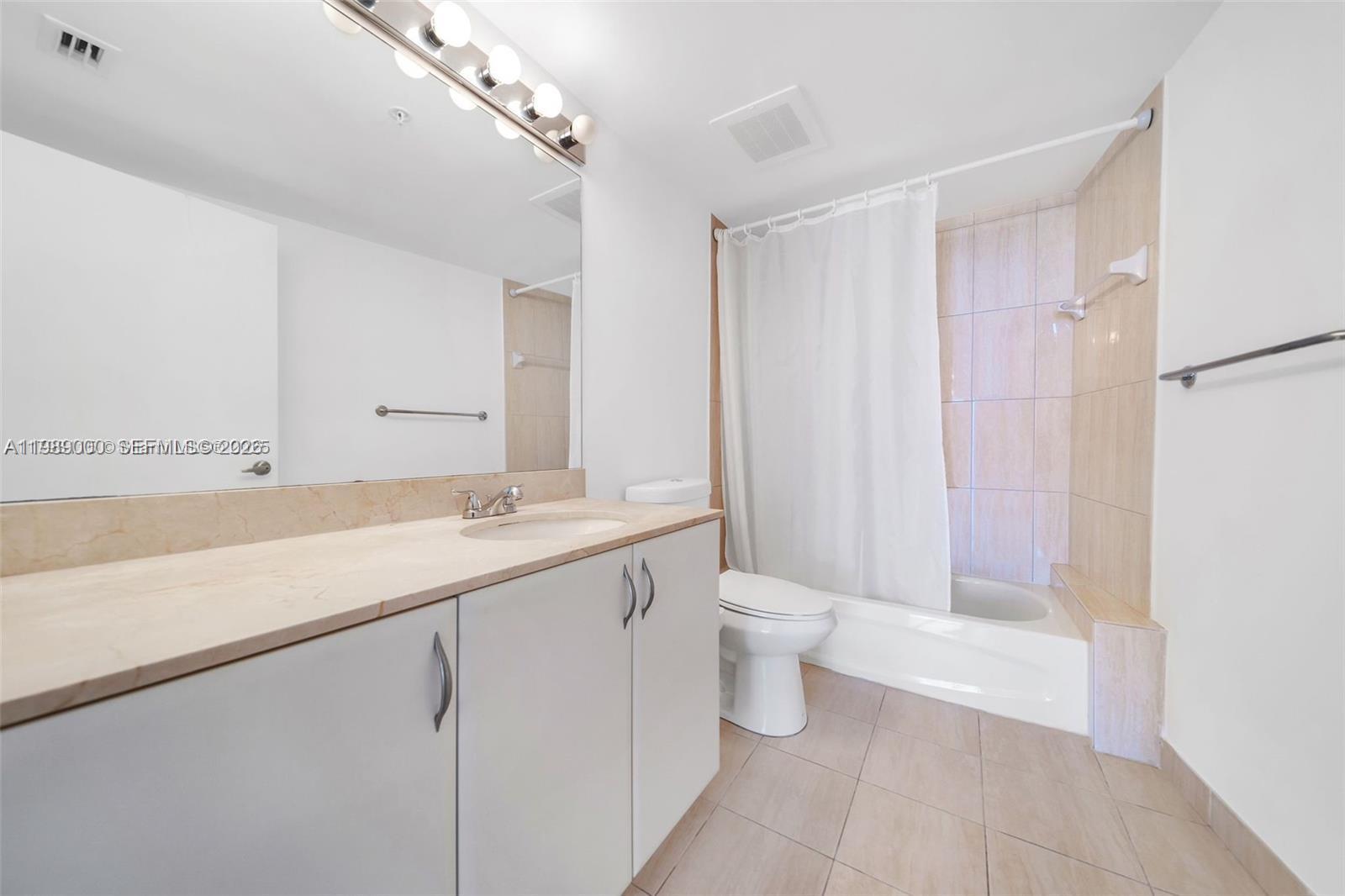 1750 N Bayshore # 2001