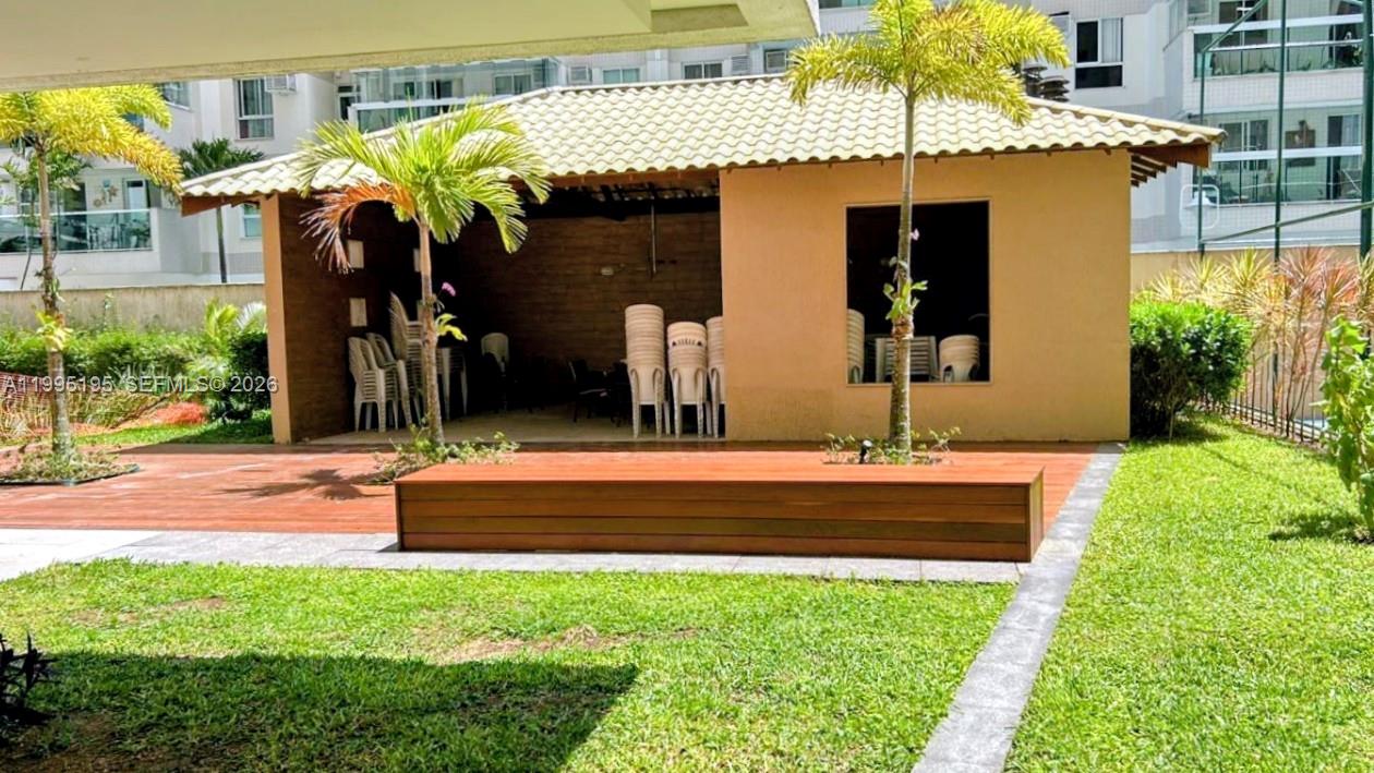 400 Avenida José Luiz Ferraz # 502