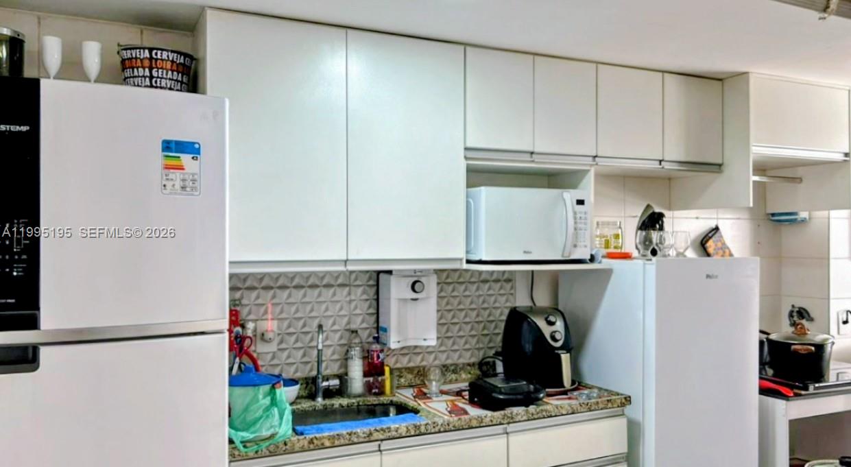 400 Avenida José Luiz Ferraz # 502
