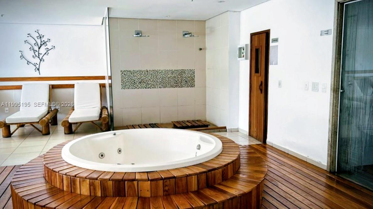 400 Avenida José Luiz Ferraz # 502