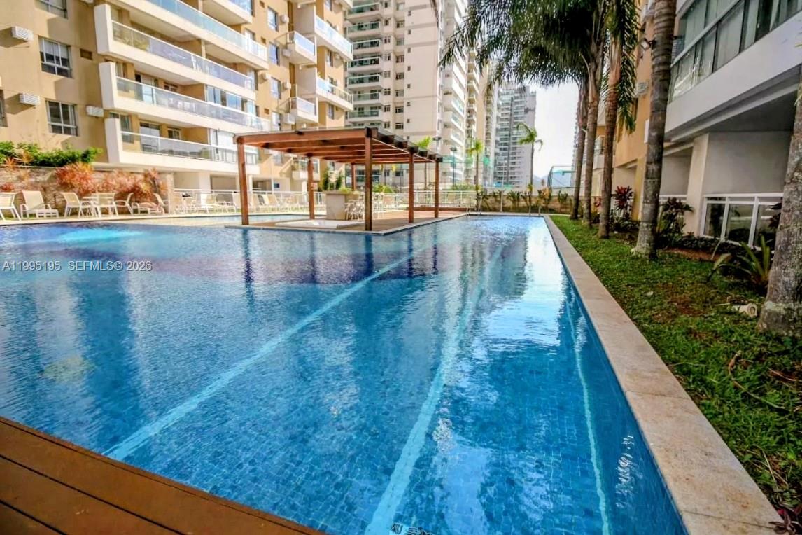 400 Avenida José Luiz Ferraz # 502