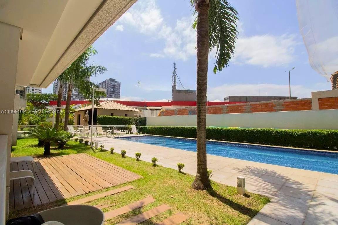 400 Avenida José Luiz Ferraz # 502