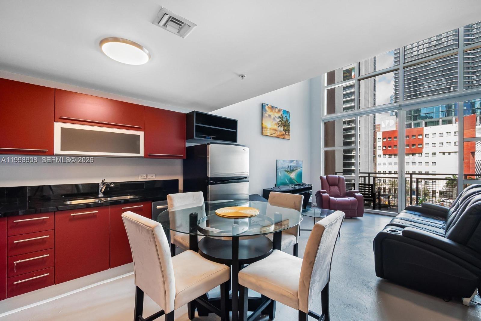 244 Biscayne Blvd # 445