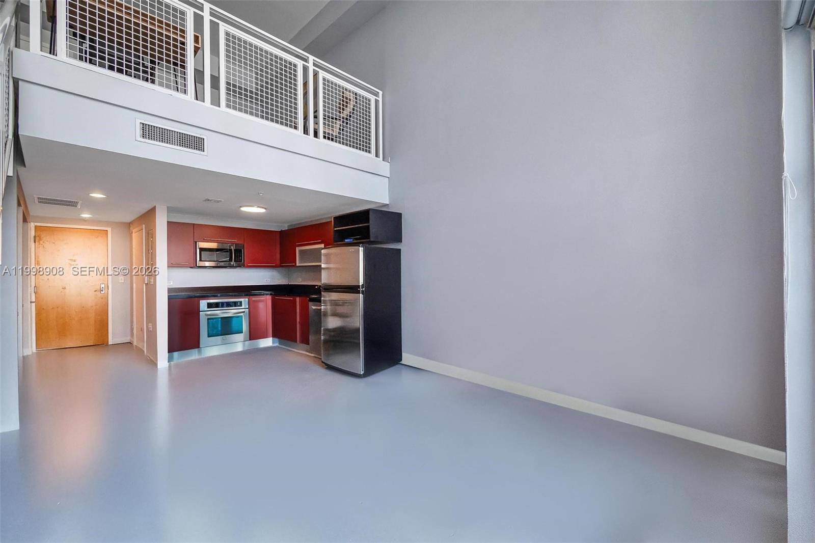 244 Biscayne Blvd # 445
