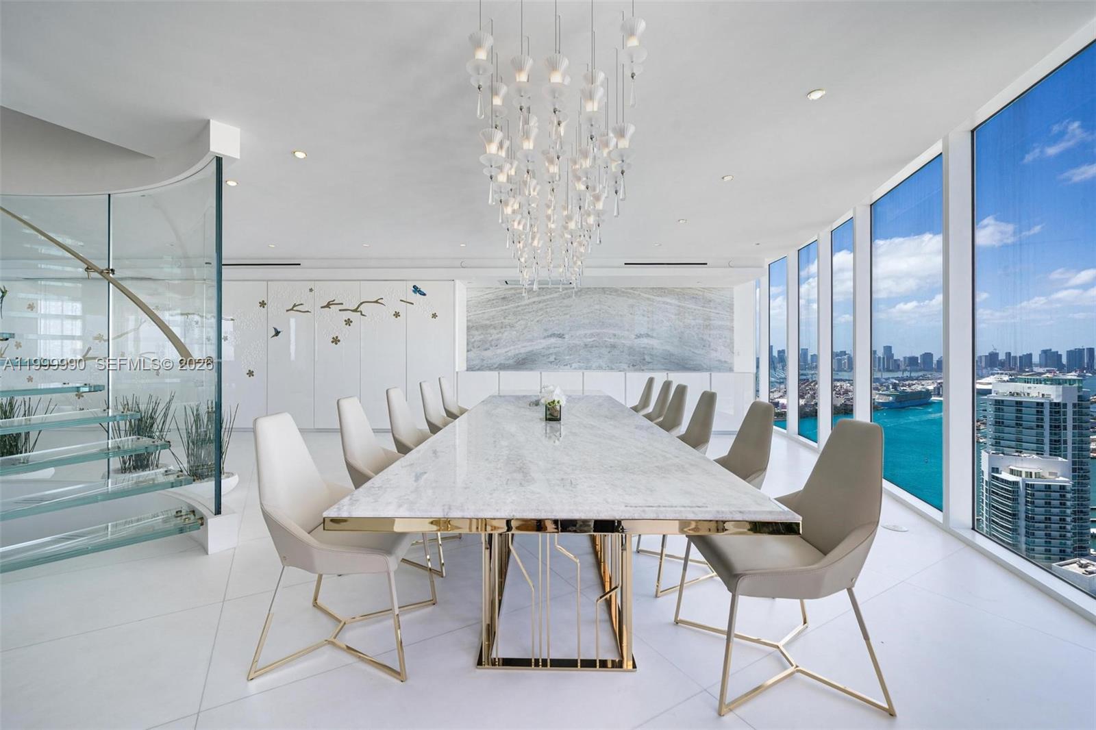 300 S Pointe Dr # 5 Unit: PH-5