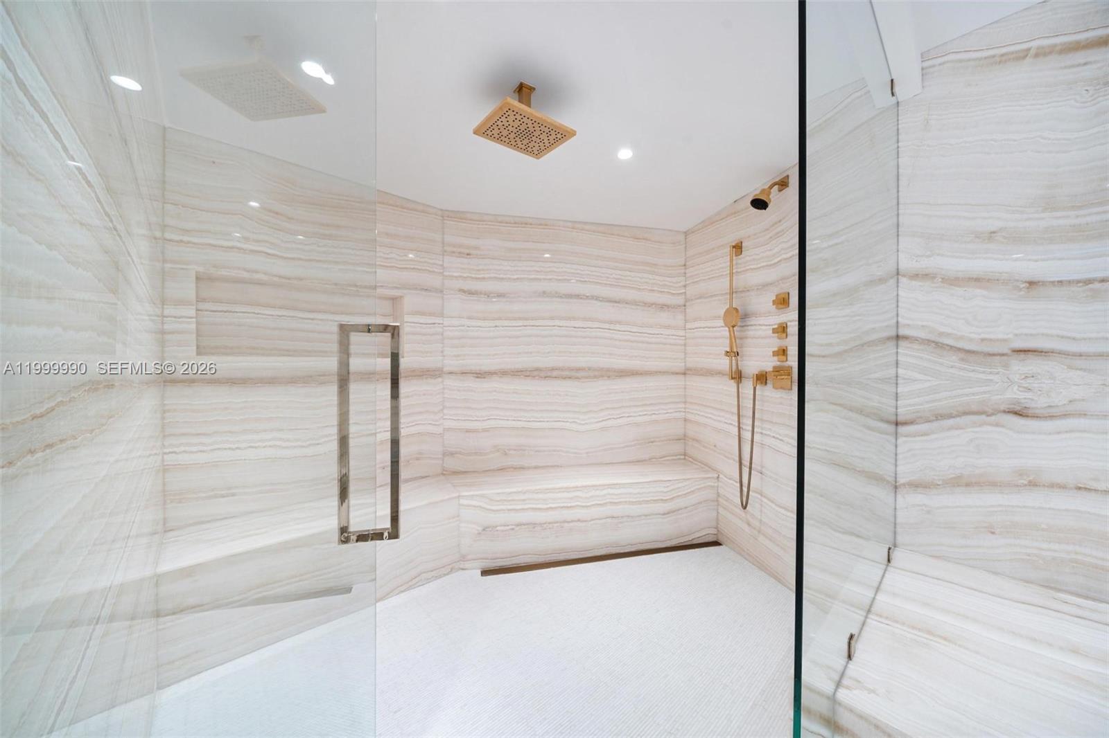 300 S Pointe Dr # 5 Unit: PH-5