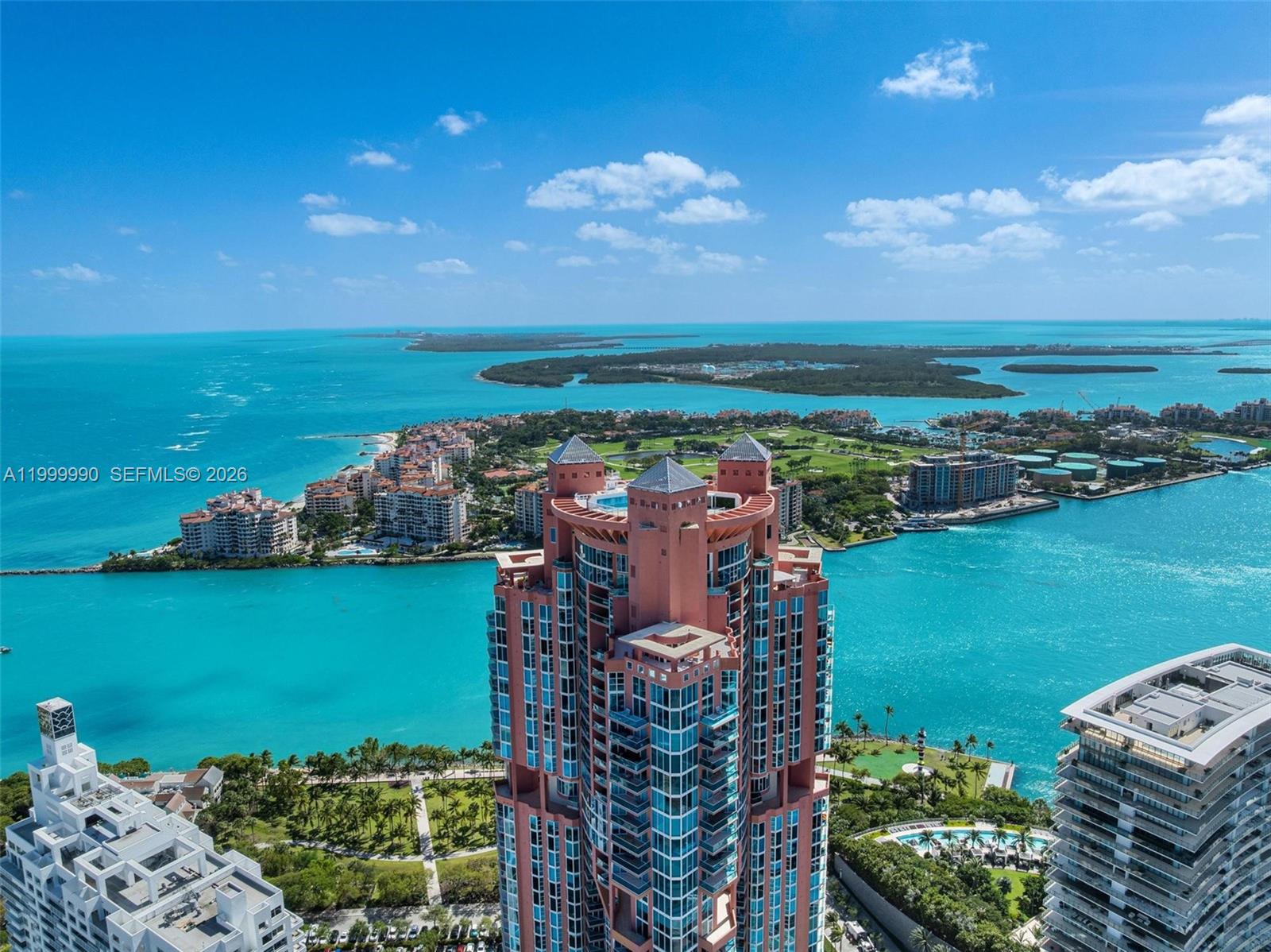 300 S Pointe Dr # 5 Unit: PH-5