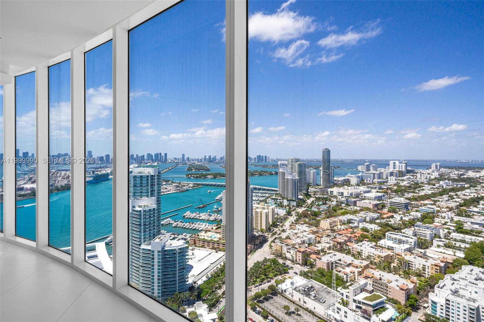 300 S Pointe Dr # 5 Unit: PH-5