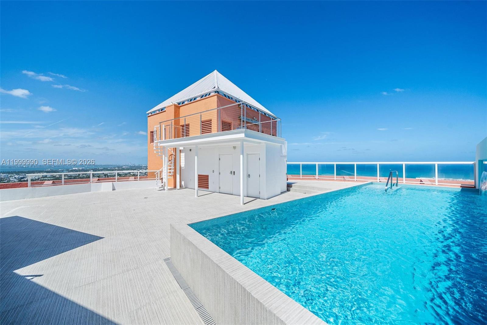 300 S Pointe Dr # 5 Unit: PH-5