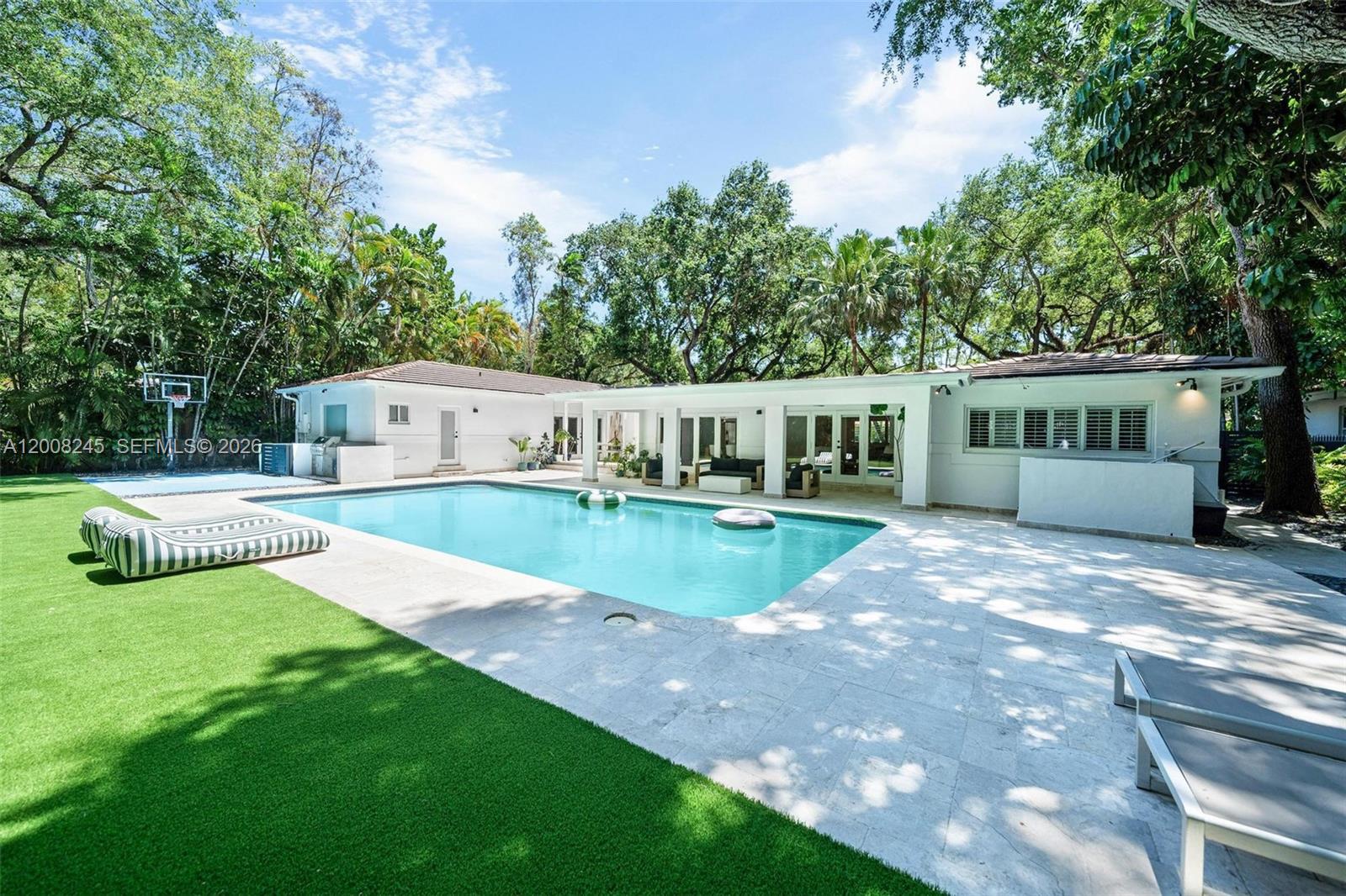 741 Tibidabo Ave
